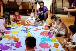 Oficinas infantis criativas em Americana com monitores da Tia Rita Festas